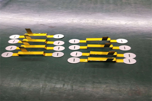  ��ݸ��ؽӴ�Ƭ